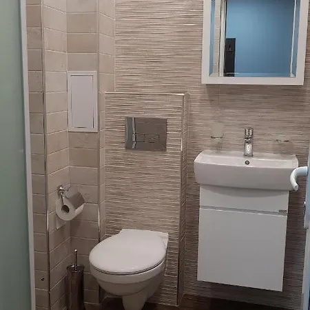 2019 Apartment *