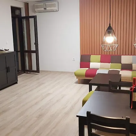 Apartment 2019 *